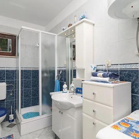 2 Bedroom Cozy In شقة